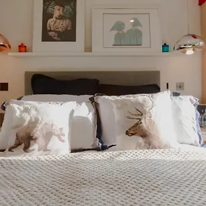  Apartment Beautiful For 6 Near Olympic Park And Abba Theatre